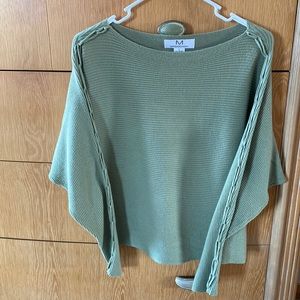NWOT Magaschoni sweater size Large. Crop style